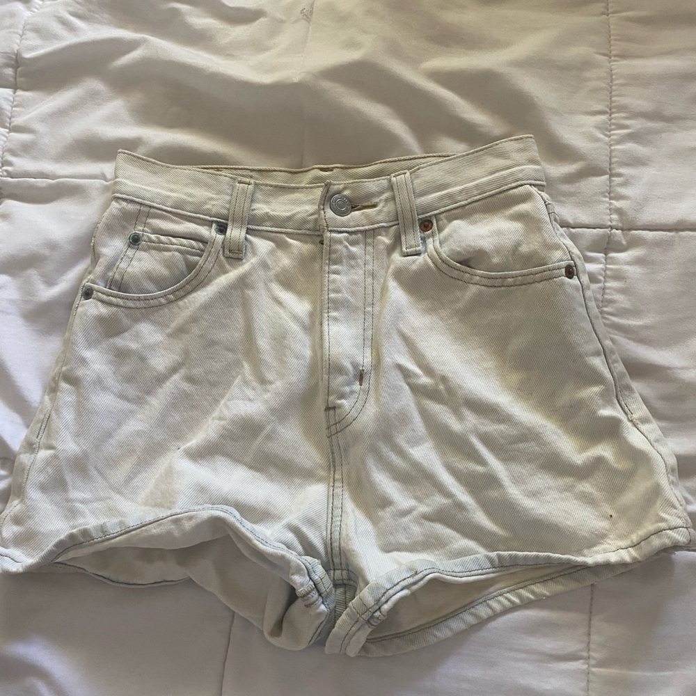 Levi jean shorts